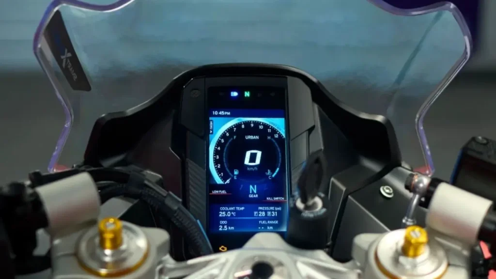 TVS Apache RR 310 Arrives with Aerodynamic Design & Strong Engine – Special Launch Offer Now Live 2 Advanced Tech and Connectivity