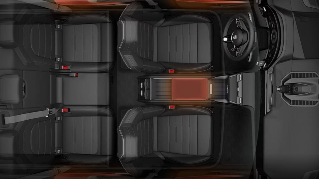 Porsche Cayenne 2026 with 4.0L Twin-Turbo V8 & 468HP Luxury Performance – Bumper Deal for Early Bookings! 2 Porsche Cayenne 2026 Interior with Safety Features